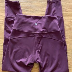 Movement High Rise Lululemon Size 6!